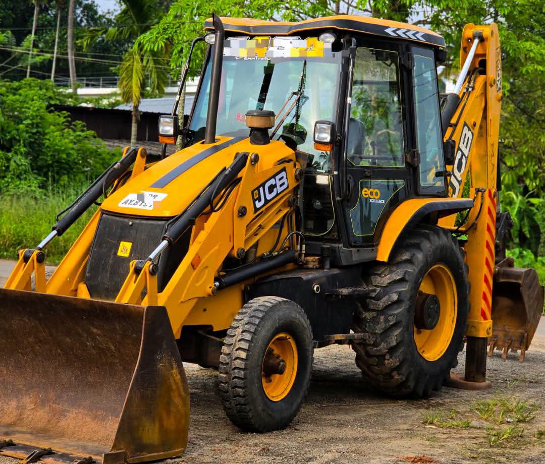 JCB 600 — Indore