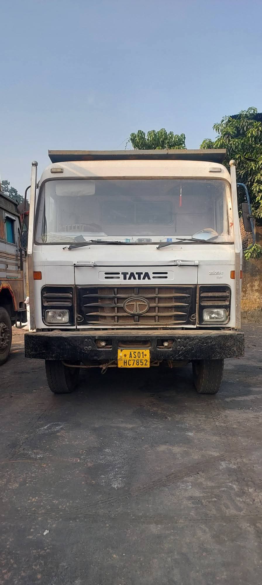 Tata 1418 — Indore
