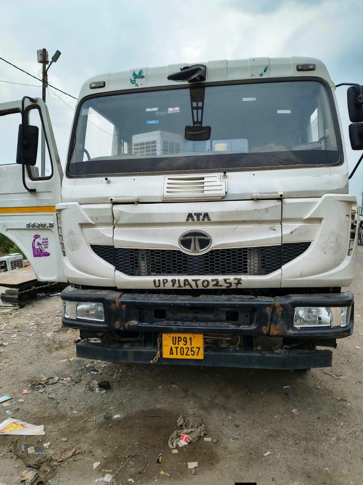 Tata 1613 — Indore