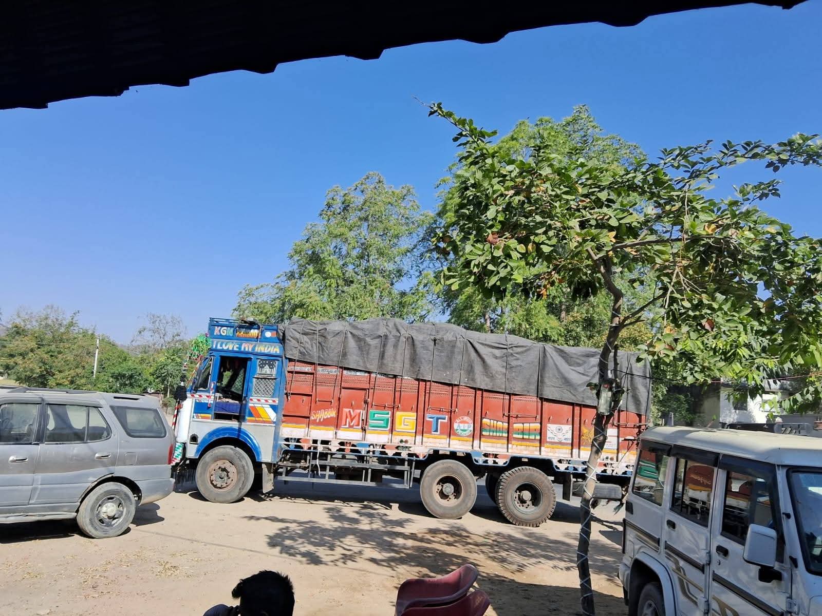 Tata R — Indore