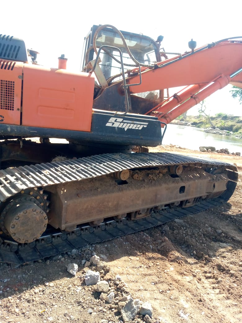 Tata Hitachi EX 200 — Indore