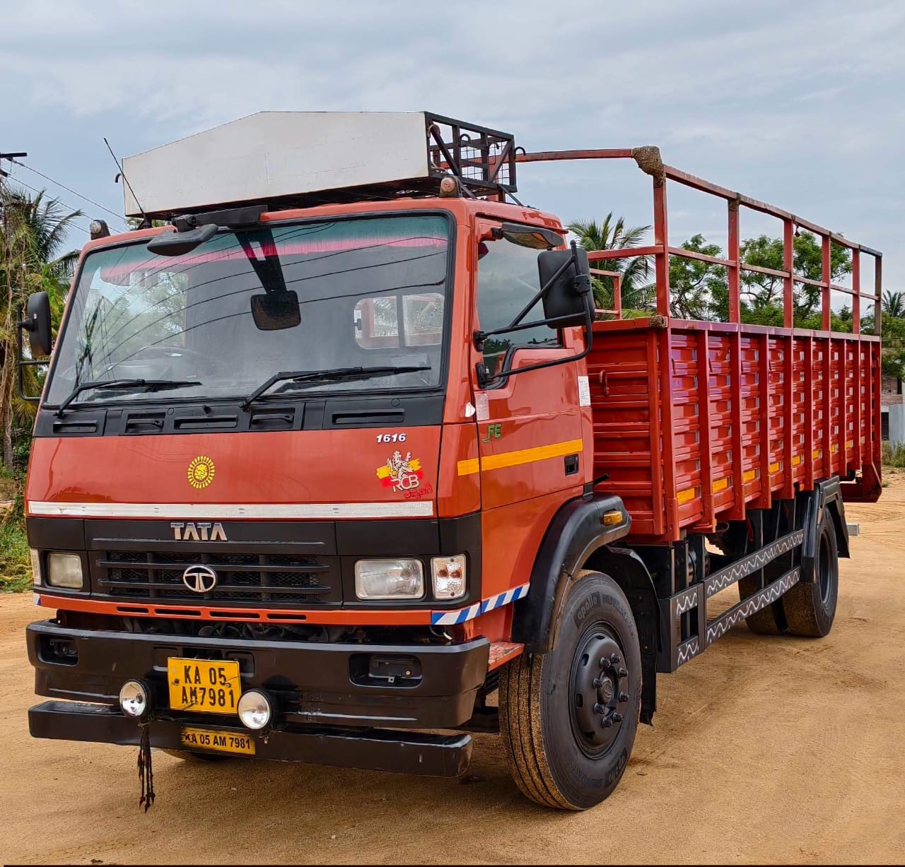 Tata 1616 — Indore