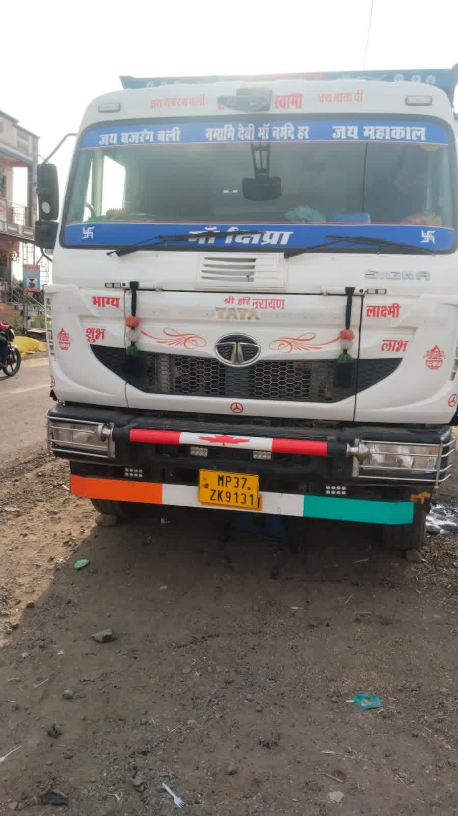 Tata Signa — Indore