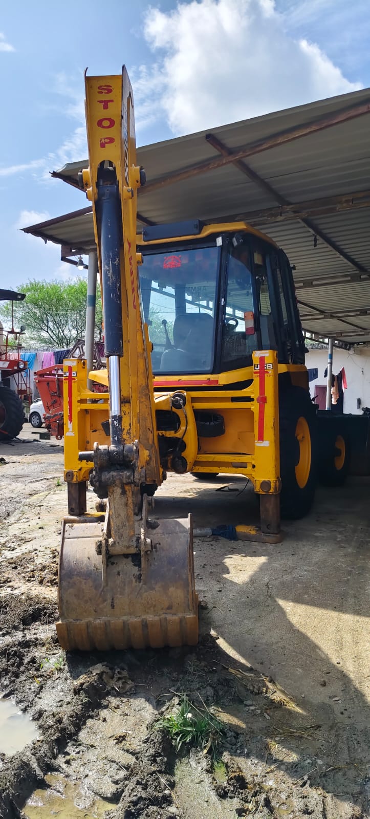 JCB JCB — Madhya Pradesh
