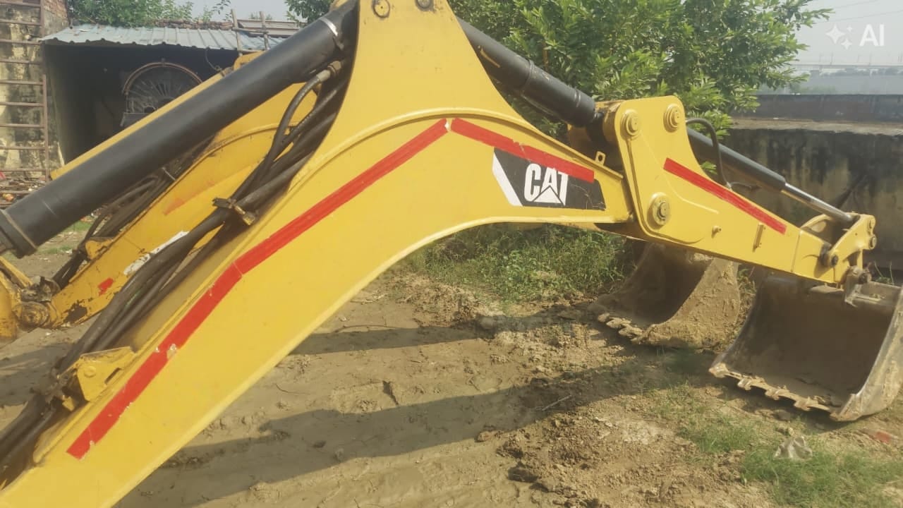 Caterpillar 424 — Uttar Pradesh