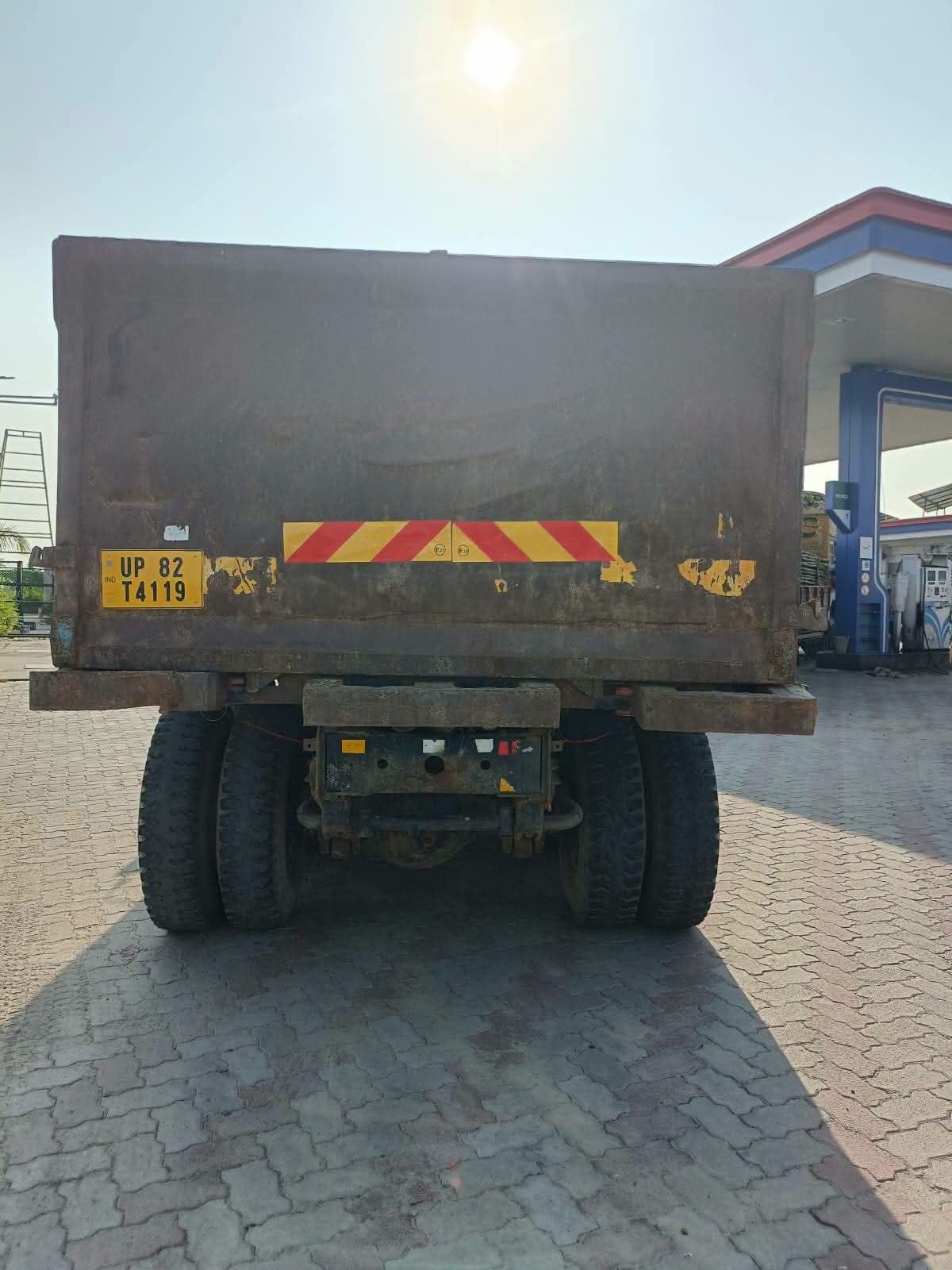 Tata Prima — एटा