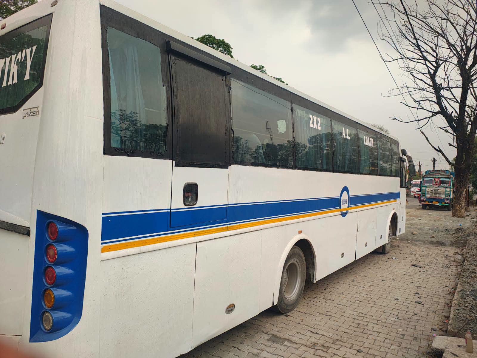 Eicher Traveller — Indore